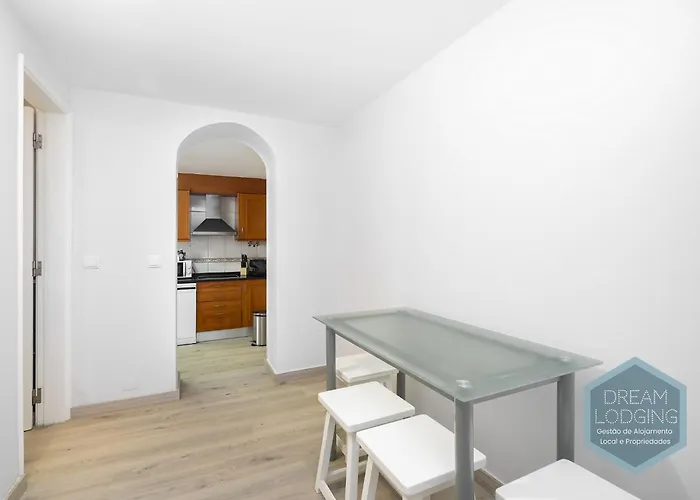 Old Town - - Dream *